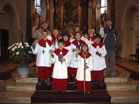 Patrick, Julia, Markus, Pia, Lisa-Maria, Michael, Dominik, Anna und Jasmin mit Steffi und Andreas